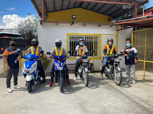 Lleramon Driving School